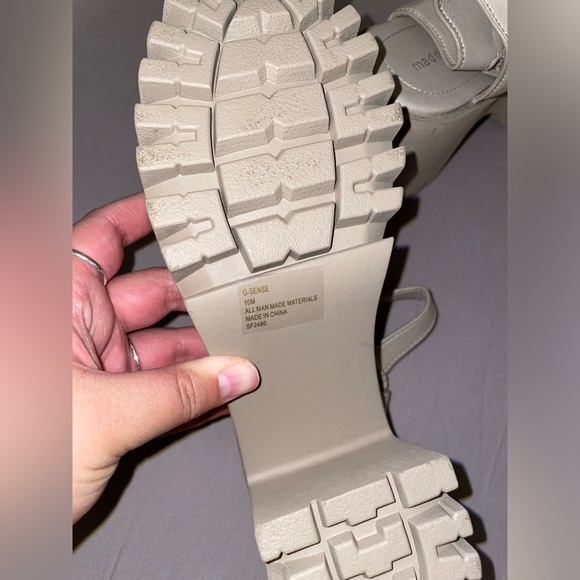 NWOT Madden Girl Sense Sand Color Platform Pleather Sandals Size 10 ⭐️ - Picture 6 of 6